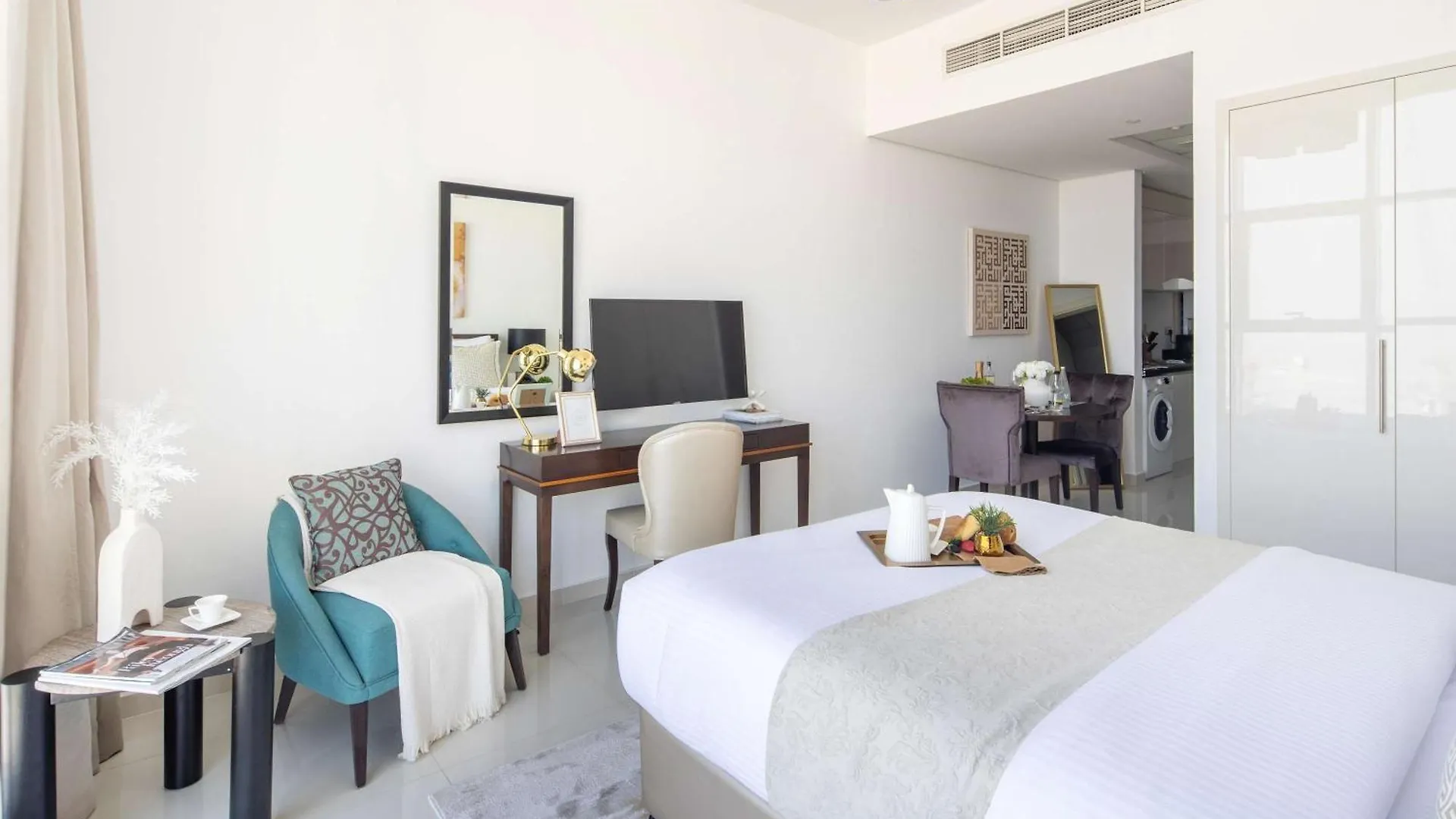 Frank Porter - Damac Ghalia Dubai Apartment