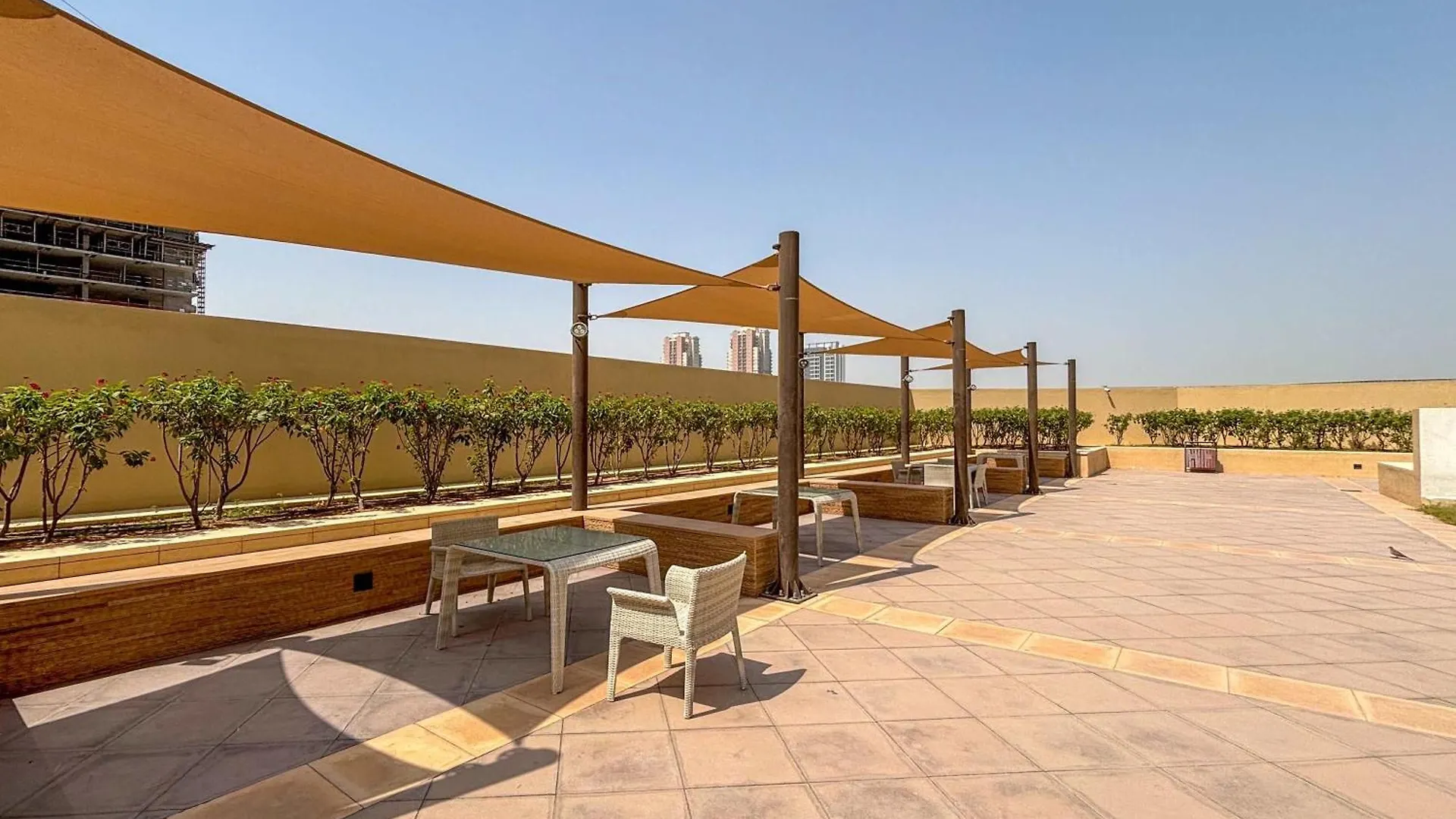 Apartment Frank Porter - Damac Ghalia Dubai