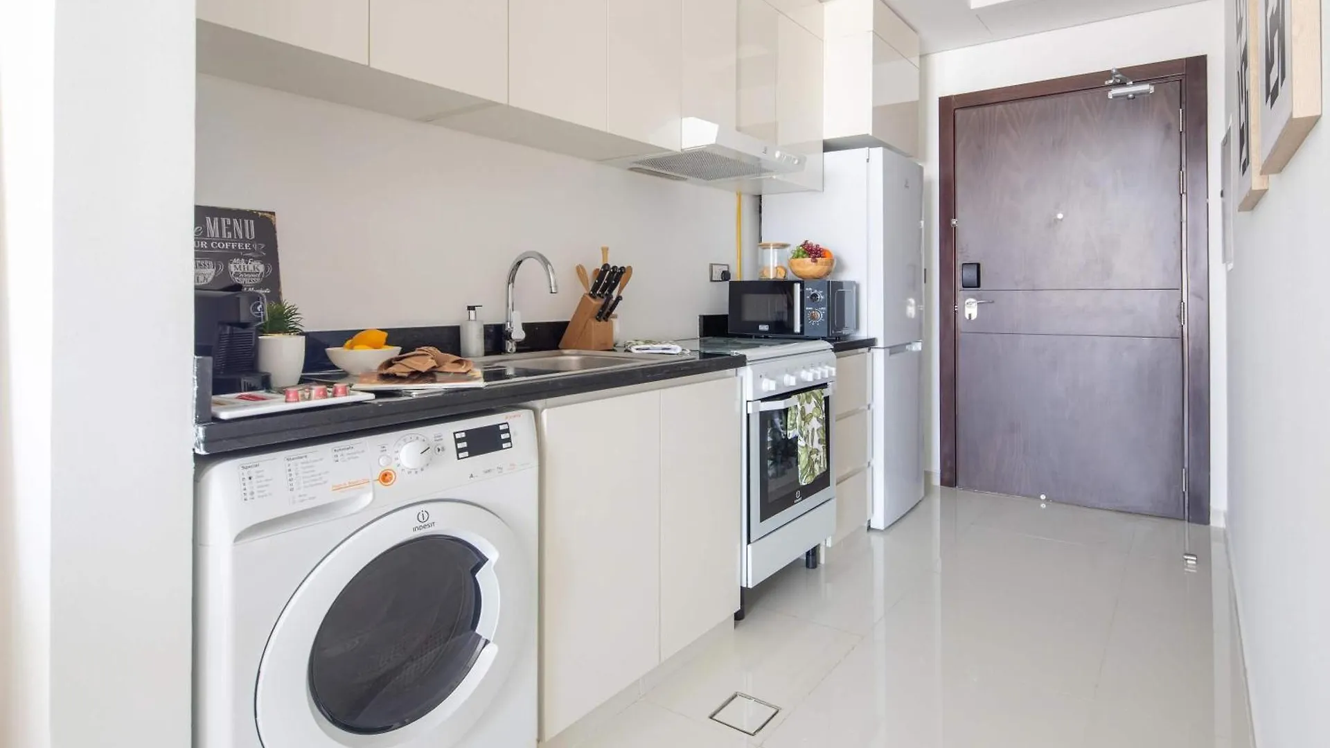Apartment Frank Porter - Damac Ghalia Dubai