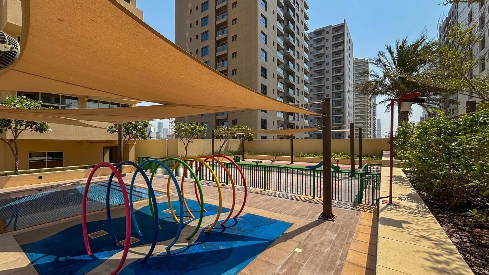 Frank Porter - Damac Ghalia Dubai 0*,  United Arab Emirates
